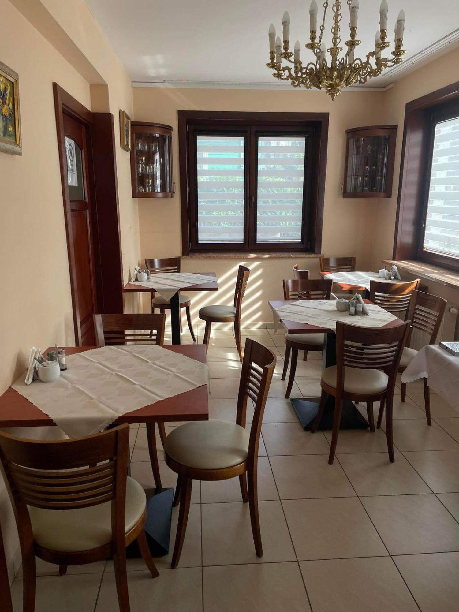 Szach Bed & Breakfast 3*